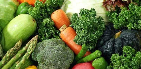 Eating Leafy Green Vegetables Can Help Reduce The Risk of Oral Cancer.